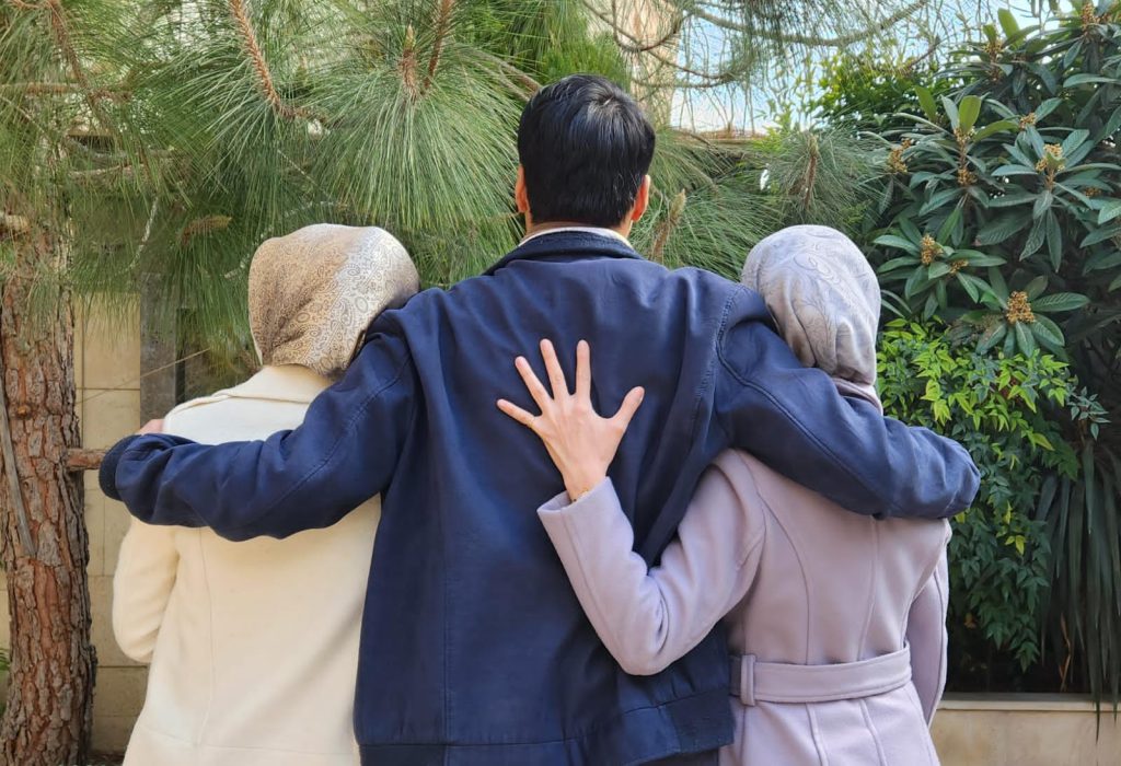 دکتر مهدی خادمه الرسول دندانپزشک شیراز